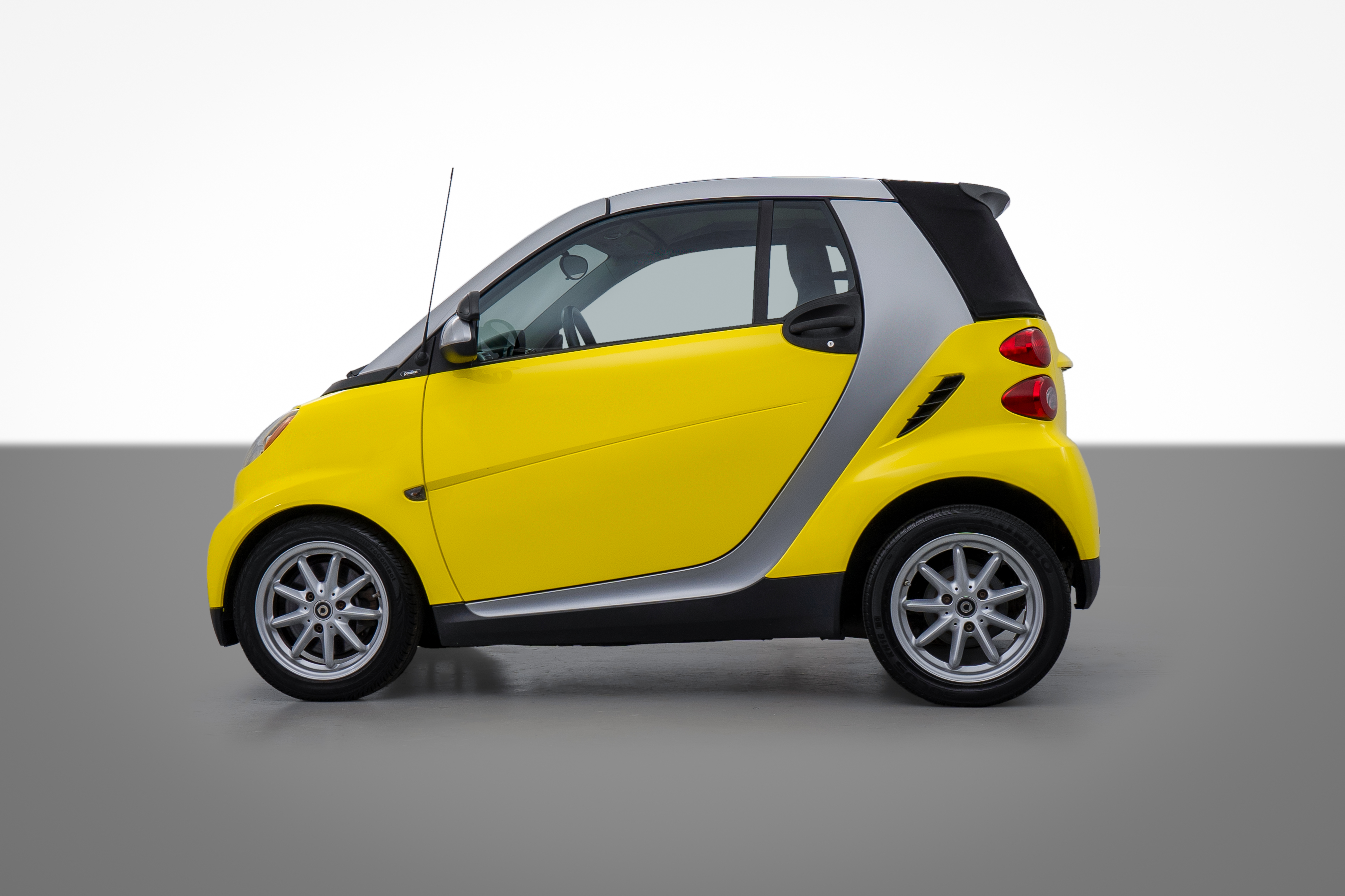 2008 Smart Fortwo Yellow